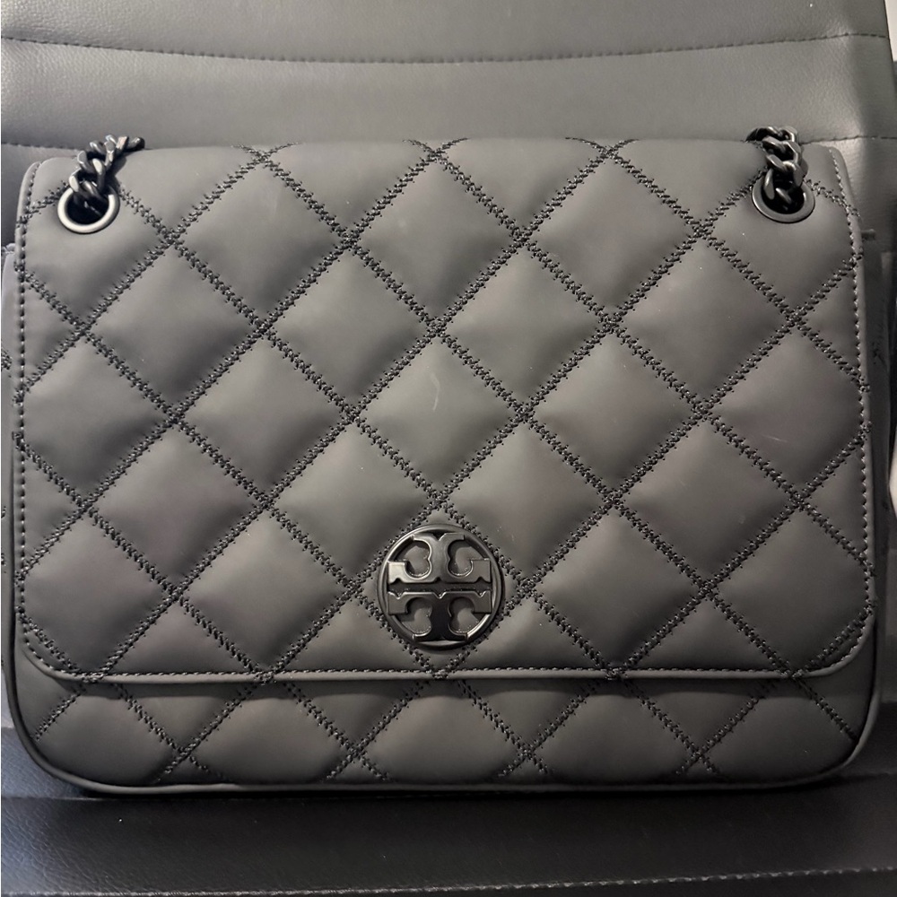 Tory Burch Willa Quilted Shoulder Bag in matte black, silver and black hardware